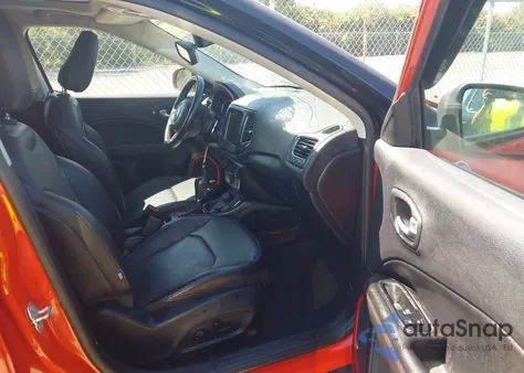 2021 Jeep Compass Trailhawk 4X4 z USA, uszkodzony, nr VIN 3C4NJDDB0MT507687